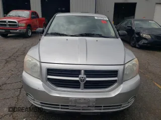 2008 Dodge Caliber SE z VIN 1B3HB28B58D753804, wystawiony jako Copart lot #56495075 z przebiegiem 177 200 mil mil oraz Szkoda całkowita • Salvage title. Historia ofert i sprzedaży dostępna na DreamBid. Obrazek 5.