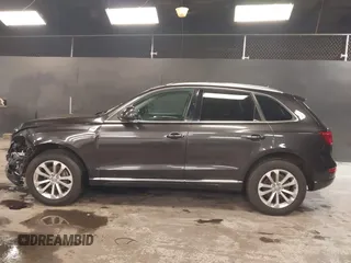 2015 Audi Q5 Premium Plus with VIN WA1LFAFP5FA029478, listed as a IAAI auction lot 41514901 with 133,150 mi miles. Bid and sale history available at carsss.com. Image 15.