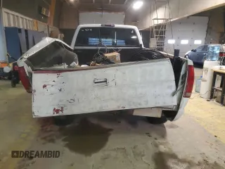 1998 Chevrolet Silverado 1500 with VIN 1GCEK14R7WZ176742, listed as a Copart auction lot 88497035 with 224,223 mi miles and Salvage Title. Bid and sale history available at DreamBid. Image 6.
