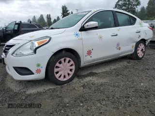 2017 Nissan Versa SV z VIN 3N1CN7AP5HL839341, wystawiony jako Copart lot #60934075 z przebiegiem 138 441 mil mil oraz Szkoda całkowita • Salvage title. Historia ofert i sprzedaży dostępna na DreamBid. Obrazek 1.