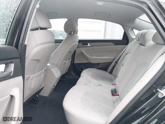 2015 Hyundai Sonata 2.4L SE with VIN 5NPE24AF4FH216200, listed as a IAAI auction lot 41994923 with 117,700 mi miles. Bid and sale history available at carsss.com. Image 8.