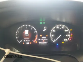 2024 Honda HR-V EX-L with VIN 3CZRZ2H72RM702867, listed as a Copart auction lot 57710695 with 22,598 mi miles and Salvage title. Bid and sale history available at DreamBid. Image 9.