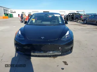 2023 Tesla Model 3 z VIN 5YJ3E1EA4PF552103, wystawiony jako IAAI lot #40782218 z przebiegiem 20 997 mil mil oraz . Historia ofert i sprzedaży dostępna na DreamBid. Obrazek 12.