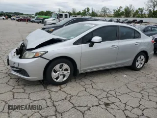 2013 Honda Civic LX z VIN 2HGFB2F5XDH566334, wystawiony jako Copart lot #53932235 z przebiegiem Nie podano mil oraz Szkoda całkowita • Salvage title. Historia ofert i sprzedaży dostępna na DreamBid. Obrazek 1.