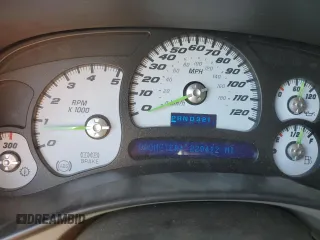 2005 GMC Sierra 2500HD SLE z VIN 1GTHK23205F973907, wystawiony jako Copart lot #57699575 z przebiegiem 229 412 mil mil oraz Szkoda całkowita • Salvage title. Historia ofert i sprzedaży dostępna na DreamBid. Obrazek 9.