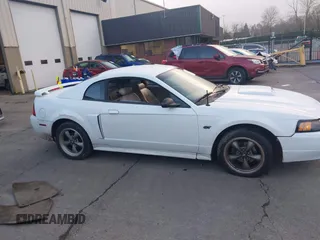 2001 Ford Mustang GT Deluxe with VIN 1FAFP42XX1F112123, listed as a IAAI auction lot 41343901 with 229,729 mi miles. Bid and sale history available at carsss.com. Image 13.