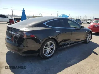 2013 Tesla Model S with VIN 5YJSA1CN6DFP10661, listed as a Copart auction lot 53832675 with 150,500 mi miles and Salvage Title. Bid and sale history available at carsss.com. Image 3.