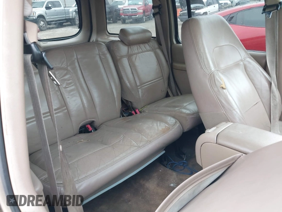 1999 Ford Explorer XLT с VIN 1FMZU32E4XUC04689, выставлен на аукционе IAAI как лот 41603038 с пробегом 336 192 миль миль и . История ставок и продаж доступна на DreamBid. Изображение 8.