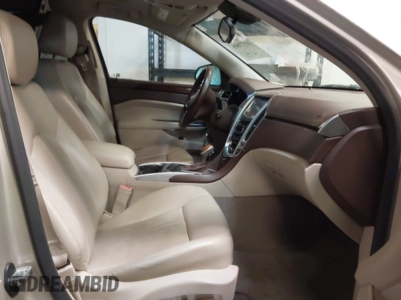 2015 Cadillac SRX Premium Collection with VIN 3GYFNDE32FS623153, listed as a IAAI auction lot 41577809 with 149,932 mi miles. Bid and sale history available at carsss.com. Image 5.