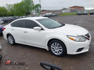 2017 Nissan Altima SR with VIN 1N4AL3AP2HC139331, listed as a IAAI auction lot 42070393 with 139,831 mi miles and . Bid and sale history available at DreamBid. Image 13.