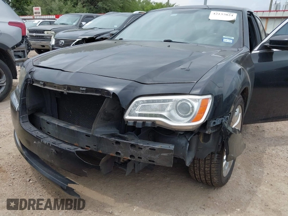2013 Chrysler 300 z VIN 2C3CCAAG4DH508161, wystawiony jako IAAI lot #42137024 z przebiegiem 198 728 mil mil oraz . Historia ofert i sprzedaży dostępna na DreamBid. Obrazek 6.