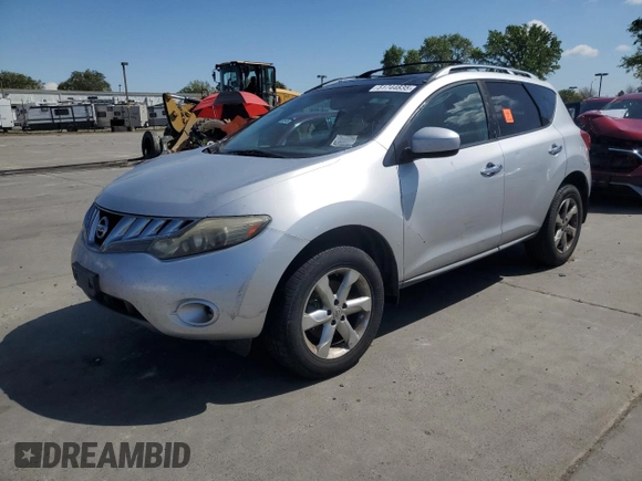 2009 Nissan Murano SL z VIN JN8AZ18U99W106856, wystawiony jako Copart lot #51744835 z przebiegiem 259 999 mil mil oraz Czysty tytuł • Clean title. Historia ofert i sprzedaży dostępna na DreamBid. Obrazek 1.