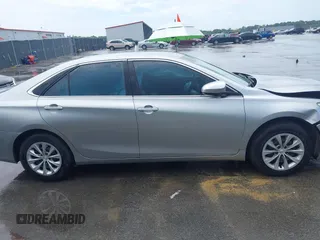 2015 Toyota Camry XLE with VIN 4T4BF1FK4FR483890, listed as a IAAI auction lot 42088503 with 189,058 mi miles and . Bid and sale history available at DreamBid. Image 13.