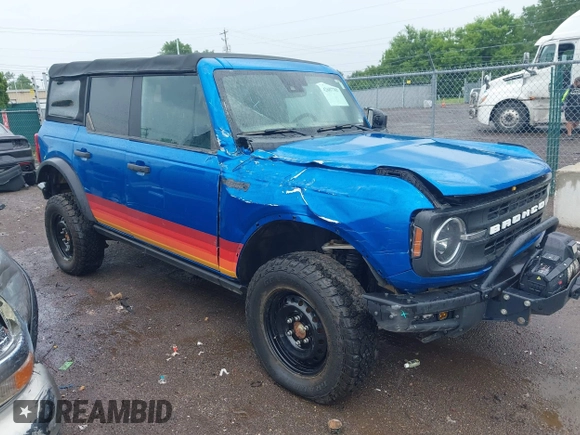 2022 Ford Bronco с VIN 1FMEE5DP7NLB05406, выставлен на аукционе IAAI как лот 42607701 с пробегом 38 206 миль миль и . История ставок и продаж доступна на DreamBid. Изображение 1.