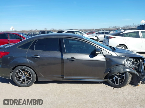 2016 Ford Focus SE with VIN 1FADP3F21GL262907, listed as a IAAI auction lot 41657582 with 62,789 mi miles. Bid and sale history available at carsss.com. Image 13.