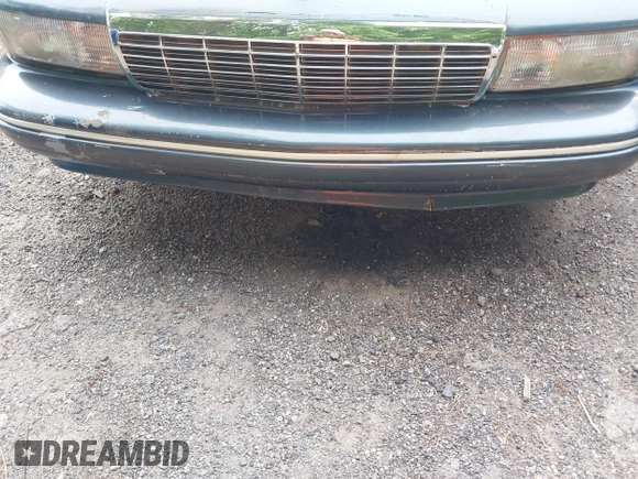 1996 Chevrolet Caprice 1SA Special Value z VIN 1G1BL52W6TR174680, wystawiony jako IAAI lot #42157291 z przebiegiem Nie podano mil oraz . Historia ofert i sprzedaży dostępna na DreamBid. Obrazek 6.
