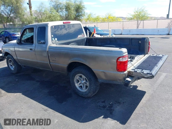 2004 Ford Ranger XL with VIN 1FTYR14U44PB33899, listed as a IAAI auction lot 42116374 with 179,914 mi miles. Bid and sale history available at carsss.com. Image 3.
