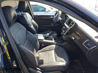 2015 Mercedes-Benz M-Class ML 350 with VIN 4JGDA5HB8FA567170, listed as a IAAI auction lot 41810951 with 174,144 mi miles. Bid and sale history available at carsss.com. Image 5.
