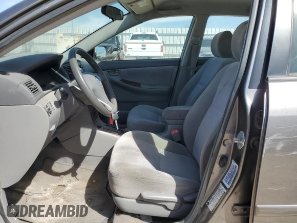 2006 Toyota Corolla CE z VIN 1NXBR32E56Z748376, wystawiony jako Copart lot #50368885 z przebiegiem 99 535 mil mil oraz Szkoda całkowita • Salvage title. Historia ofert i sprzedaży dostępna na DreamBid. Obrazek 7.