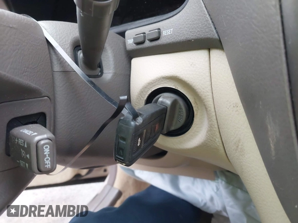 2005 Lexus LS 430 with VIN JTHBN36F255015647, listed as a IAAI auction lot 41863620 with 104,817 mi miles and . Bid and sale history available at DreamBid. Image 11.