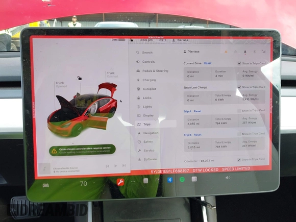 2020 Tesla Model 3 Long Range z VIN 5YJ3E1EB1LF668197, wystawiony jako IAAI lot #40551873 z przebiegiem 94 233 mil mil oraz . Historia ofert i sprzedaży dostępna na DreamBid. Obrazek 19.