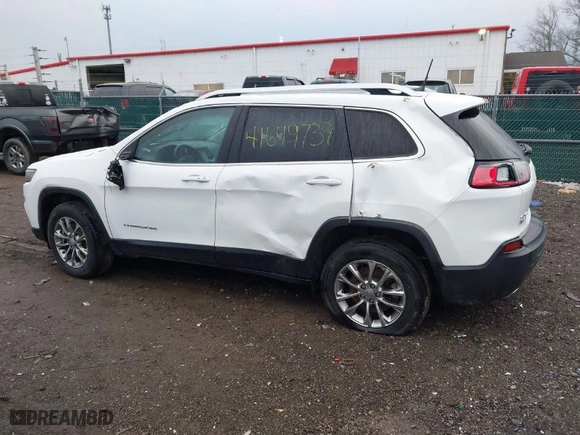 2021 Jeep Cherokee Latitude Lux with VIN 1C4PJMMX5MD133846, listed as a IAAI auction lot 41649737 with 145,382 mi miles. Bid and sale history available at carsss.com. Image 14.