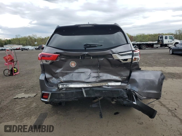 2019 Toyota Highlander Limited with VIN 5TDDZRFH0KS992455, listed as a Copart auction lot 54707655 with 408,319 mi miles and Salvage title. Bid and sale history available at DreamBid. Image 6.