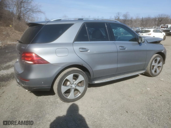2016 Mercedes-Benz GLE with VIN 4JGDA5HB2GA772968, listed as a Copart auction lot 48917455 with NaN miles and Clean Title. Bid and sale history available at carsss.com. Image 3.
