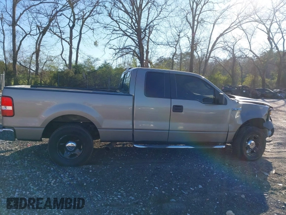 2005 Ford F-150 XLT with VIN 1FTPX12555NB05846, listed as a IAAI auction lot 41857253 with 226,219 mi miles. Bid and sale history available at carsss.com. Image 12.