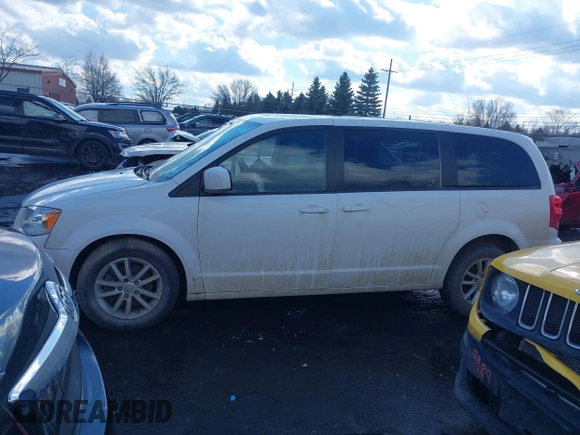 2020 Dodge Grand Caravan SE with VIN 2C4RDGBG6LR240369, listed as a IAAI auction lot 41651206 with 101,814 mi miles and . Bid and sale history available at DreamBid. Image 14.