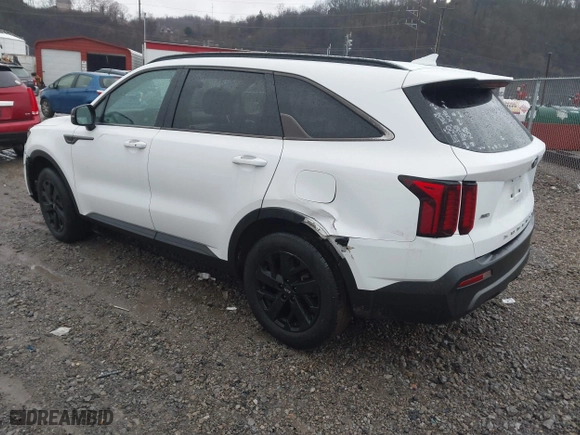 2021 Kia Sorento S with VIN 5XYRLDLC2MG037790, listed as a IAAI auction lot 41475407 with 48,689 mi miles. Bid and sale history available at carsss.com. Image 3.