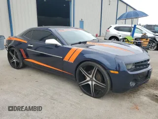 2011 Chevrolet Camaro 1LT z VIN 2G1FB1EDXB9121190, wystawiony jako Copart lot #58581025 z przebiegiem 234 858 mil mil oraz Szkoda całkowita • Salvage title. Historia ofert i sprzedaży dostępna na DreamBid. Obrazek 4.