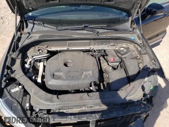 2018 Volvo XC60 Inscription with VIN LYVA22RL9JB082998, listed as a Copart auction lot 74471124 with 73,606 mi miles and Salvage Title. Bid and sale history available at DreamBid. Image 14.