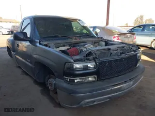 2000 Chevrolet Silverado 1500 with VIN 1GCEC14V9YZ245654, listed as a IAAI auction lot 41279421 with 286,544 mi miles. Bid and sale history available at carsss.com. Image 1.