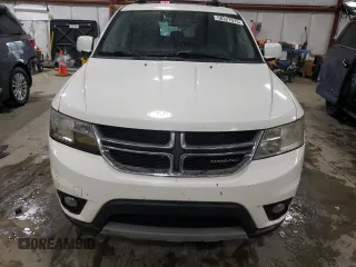 2011 Dodge Journey Mainstreet with VIN 3D4PG1FG8BT547501, listed as a Copart auction lot 58327075 with 203,888 mi miles and Salvage title. Bid and sale history available at DreamBid. Image 5.