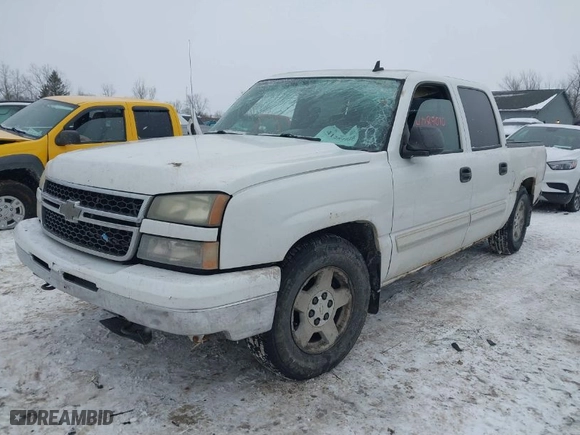 2006 Chevrolet Silverado 1500 LT1 with VIN 2GCEC13T361144888, listed as a IAAI auction lot 41284010 with 308,066 mi miles. Bid and sale history available at carsss.com. Image 2.