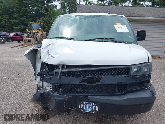 2020 Chevrolet Express Cargo with VIN 1GCWGAFGXL1232667, listed as a IAAI auction lot 42682111 with 90,751 mi miles and . Bid and sale history available at DreamBid. Image 13.