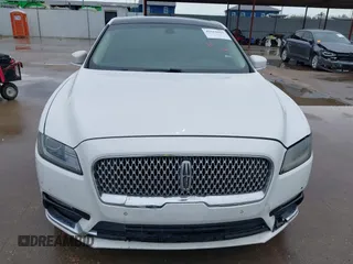 2017 Lincoln Continental Select z VIN 1LN6L9SK5H5616680, wystawiony jako IAAI lot #42465865 z przebiegiem 86 686 mil mil oraz . Historia ofert i sprzedaży dostępna na DreamBid. Obrazek 12.