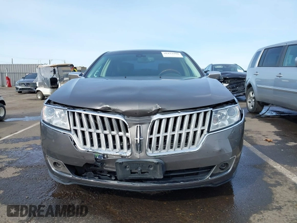 2011 Lincoln MKZ Hybrid with VIN 3LNDL2L39BR775289, listed as a IAAI auction lot 41834998 with 131,985 mi miles. Bid and sale history available at carsss.com. Image 12.