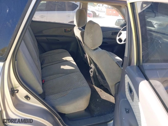 2005 Hyundai Tucson GLS with VIN KM8JN12D45U147591, listed as a IAAI auction lot 41545477 with 174,208 mi miles. Bid and sale history available at carsss.com. Image 8.