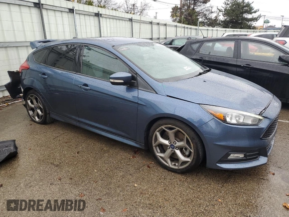 2018 Ford Focus ST with VIN 1FADP3L95JL310207, listed as a Copart auction lot 80940534 with 90,574 mi miles and Salvage Title. Bid and sale history available at DreamBid. Image 4.