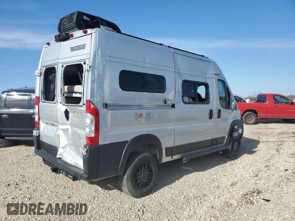 2021 Ram ProMaster Cargo with VIN 3C6LRVBG2ME584044, listed as a Copart auction lot 47633125 with 33,302 mi miles and Salvage Title. Bid and sale history available at carsss.com. Image 3.