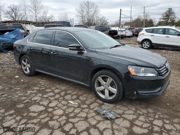 2013 Volkswagen Passat SE with VIN 1VWBP7A33DC092342, listed as a Copart auction lot 45285785 with 0 mi miles and Salvage Title. Bid and sale history available at carsss.com. Image 4.