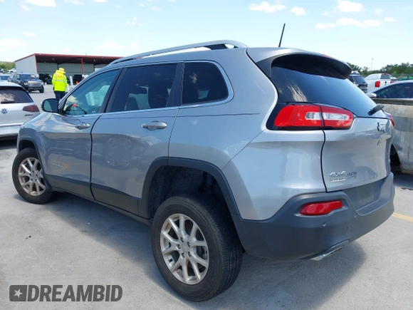 2016 Jeep Cherokee Latitude with VIN 1C4PJMCS1GW300511, listed as a IAAI auction lot 42530739 with 83,097 mi miles and . Bid and sale history available at DreamBid. Image 3.