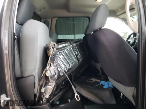 2018 Ram 3500 Tradesman z VIN 3C63RRGL8JG392429, wystawiony jako Copart lot #84649394 z przebiegiem 273 827 mil mil oraz Szkoda całkowita • Salvage title. Historia ofert i sprzedaży dostępna na DreamBid. Obrazek 10.