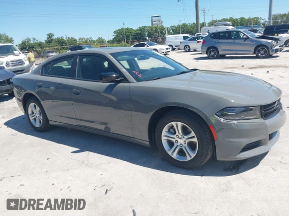 2023 Dodge Charger SXT z VIN 2C3CDXBG2PH697539, wystawiony jako IAAI lot #41812317 z przebiegiem 17 862 mil mil oraz . Historia ofert i sprzedaży dostępna na DreamBid. Obrazek 13.