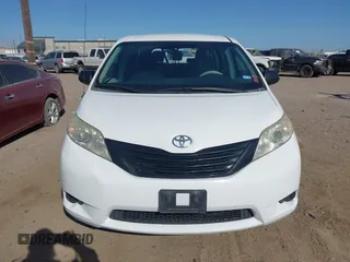 2013 Toyota Sienna L with VIN 5TDZK3DC2DS399410, listed as a IAAI auction lot 41741232 with 158,280 mi miles. Bid and sale history available at carsss.com. Image 12.