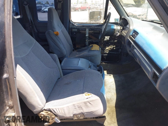 1993 Ford F-150 with VIN 1FTEX15Y2PKB24081, listed as a IAAI auction lot 42664318 with 396,178 mi miles and . Bid and sale history available at DreamBid. Image 5.