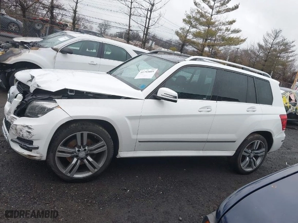 2014 Mercedes-Benz GLK-Class GLK 350 with VIN WDCGG5HB8EG306286, listed as a IAAI auction lot 41793805 with NaN miles. Bid and sale history available at carsss.com. Image 14.