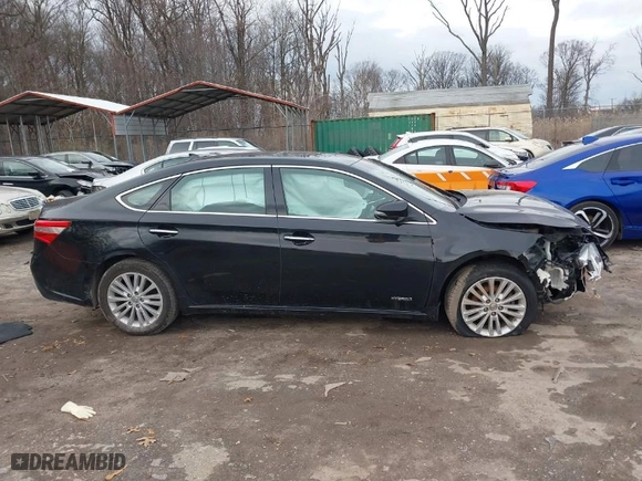 2015 Toyota Avalon Hybrid XLE Touring with VIN 4T1BD1EB1FU041506, listed as a IAAI auction lot 41238124 with 135,256 mi miles. Bid and sale history available at carsss.com. Image 13.
